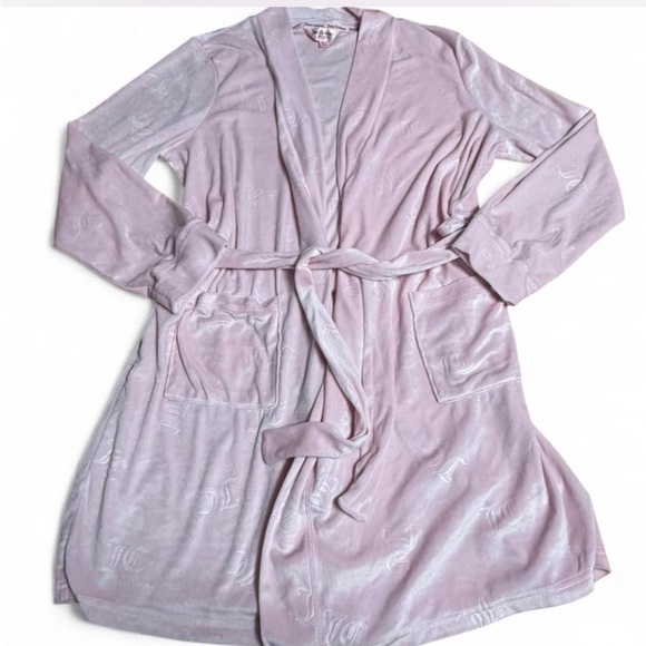 Juicy Couture | Intimates & Sleepwear | Juicy Couture Light Pink Plush ...